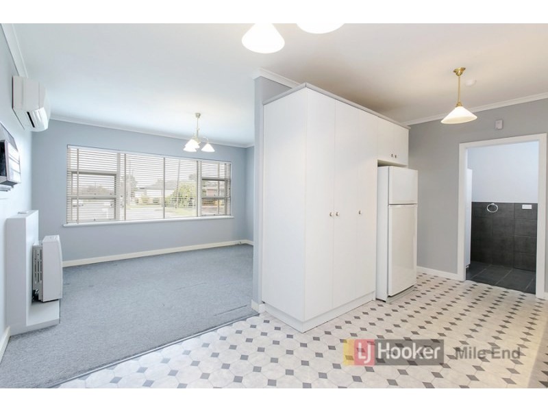 9 Stott Crescent, Brooklyn Park SA 5032