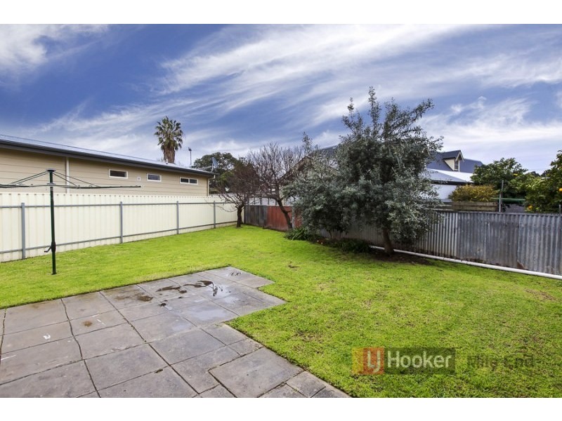9 Stott Crescent, Brooklyn Park SA 5032