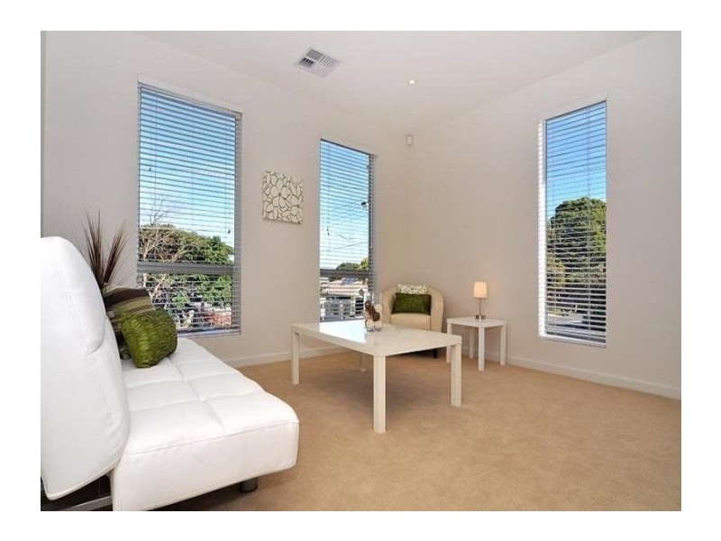 24 Everard. Avenue, Keswick SA 5035