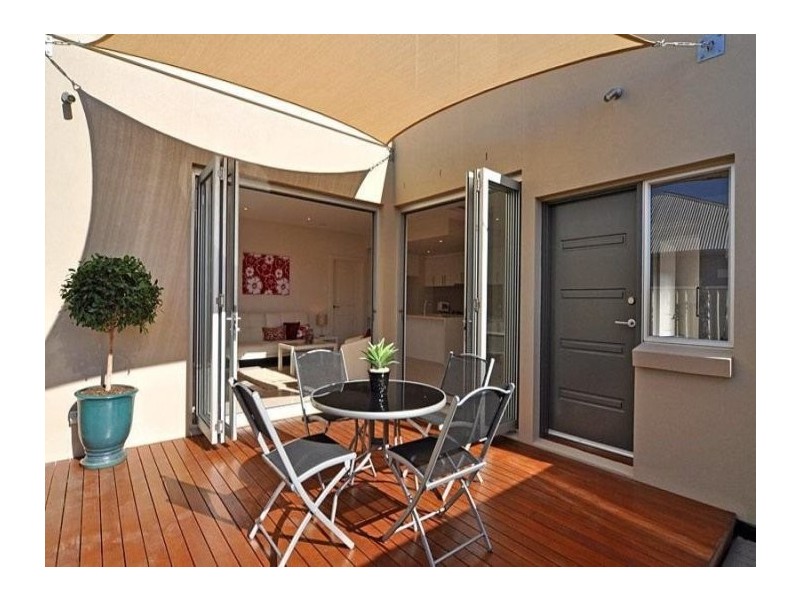 24 Everard. Avenue, Keswick SA 5035