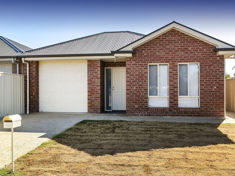 26 Cooke Crescent, Royal Park SA 5014