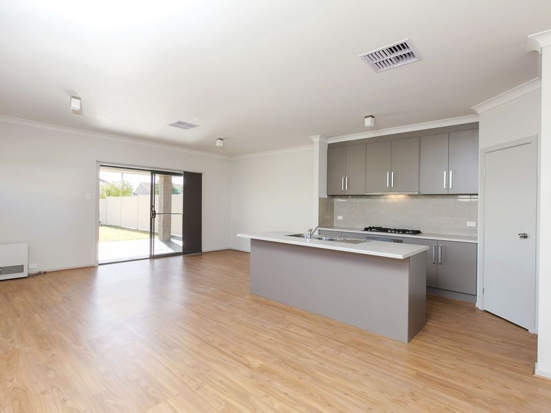 26 Cooke Crescent, Royal Park SA 5014