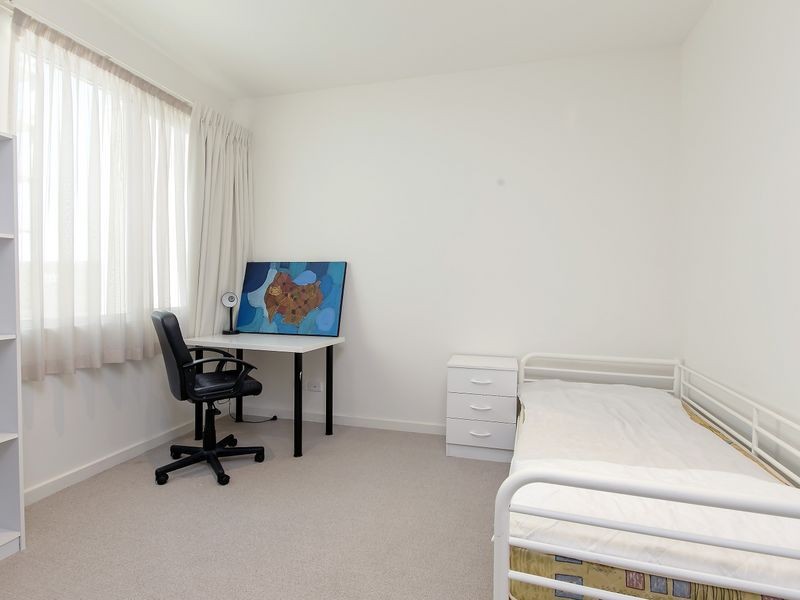 12 Karka Cove, New Port SA 5015