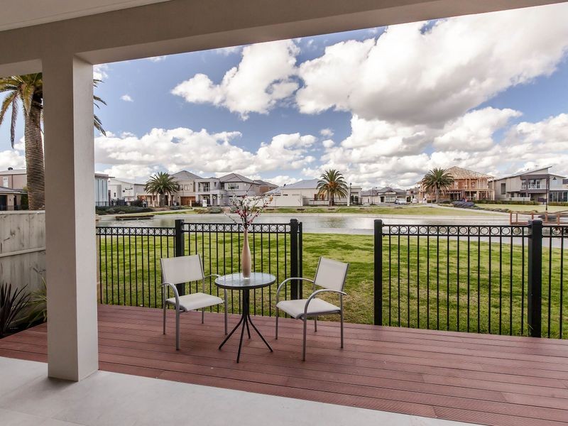 35 Santorini Walk, Mawson Lakes SA 5095