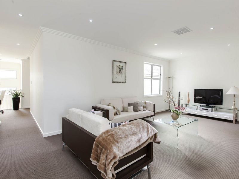 35 Santorini Walk, Mawson Lakes SA 5095