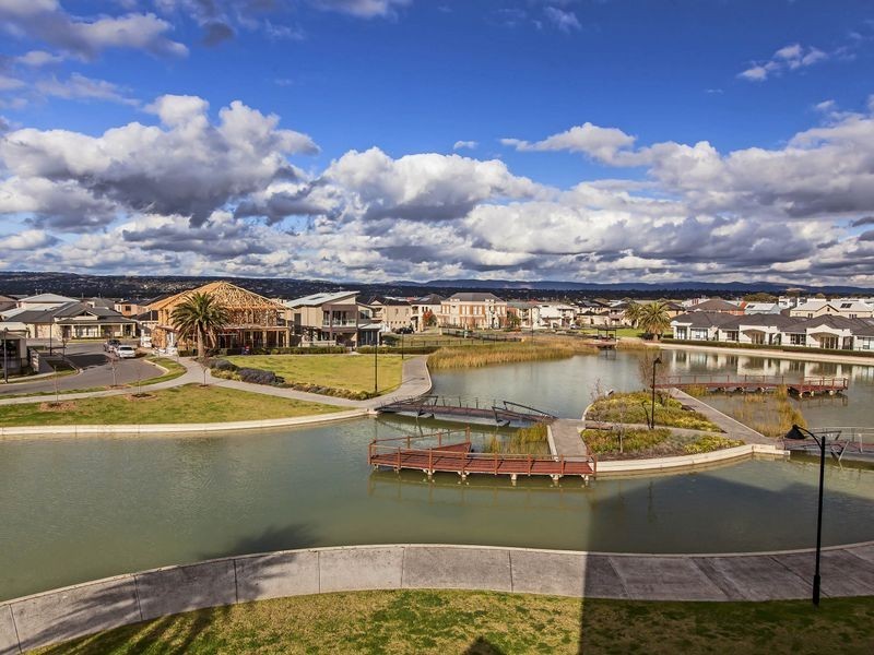 35 Santorini Walk, Mawson Lakes SA 5095
