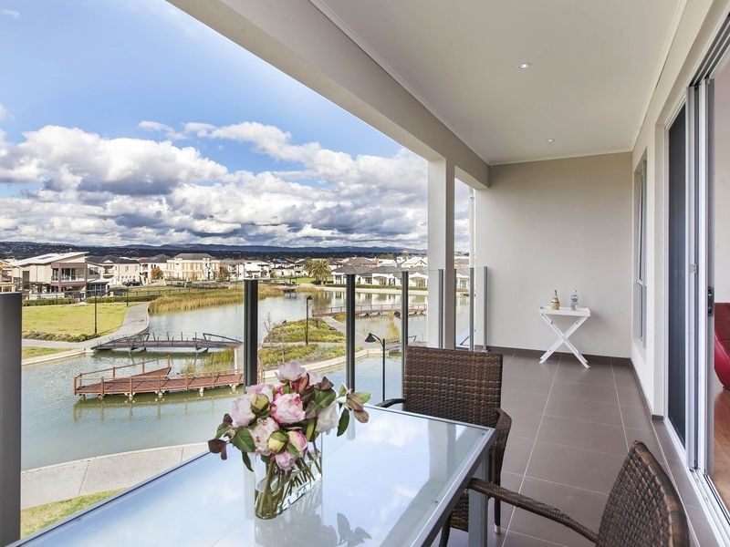 35 Santorini Walk, Mawson Lakes SA 5095