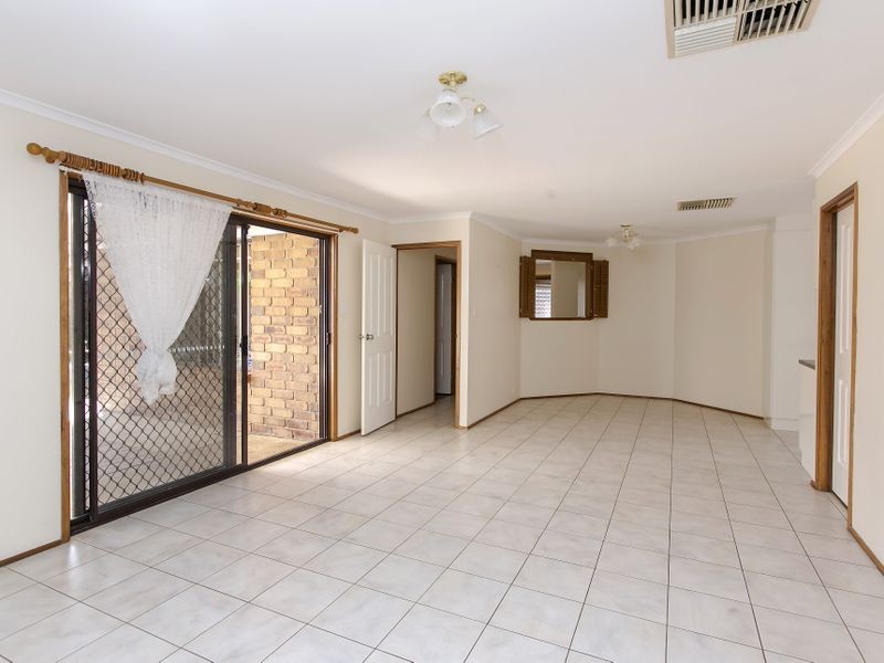 16 Everard Avenue, Andrews Farm SA 5114