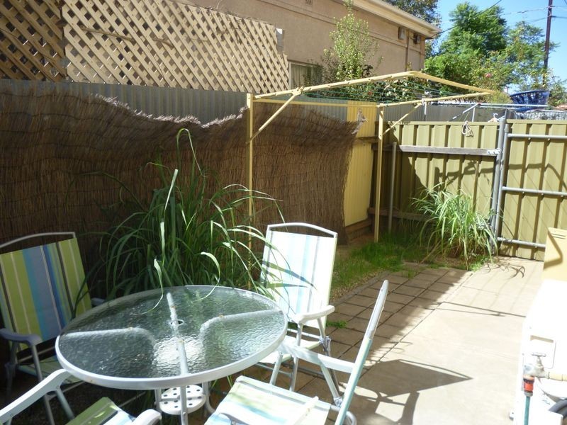 2/7 Huntriss Street, Torrensville SA 5031