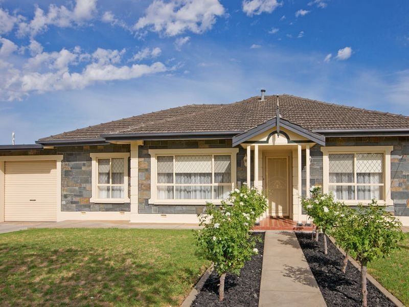 10 Aysgarth Avenue, Hectorville SA 5073