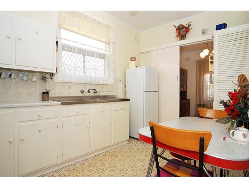 4 Brodie Crescent, Christies Beach SA 5165