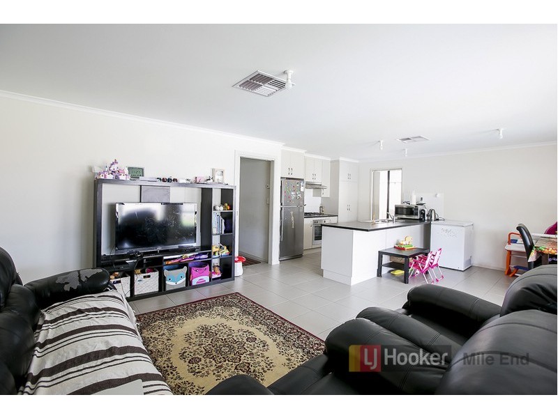 15 Maldon Avenue, Mitchell Park SA 5043