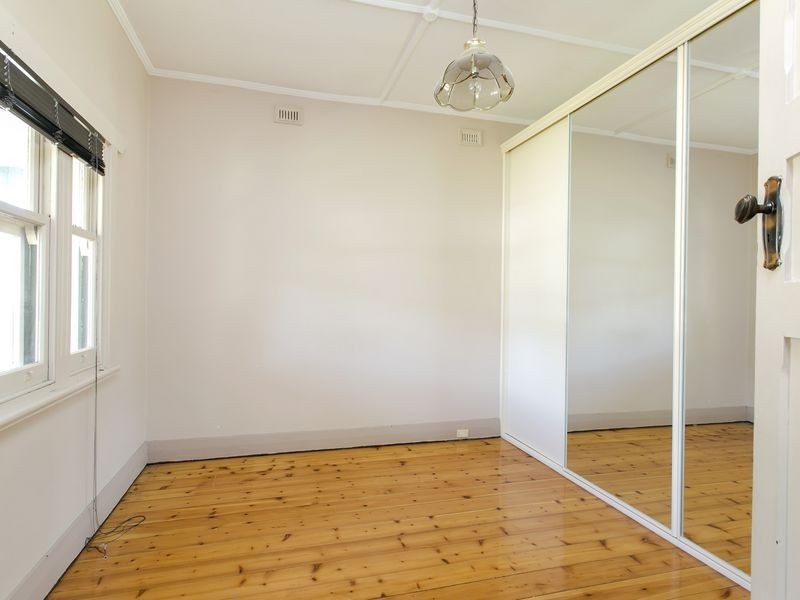 45 Albion Avenue, Glandore SA 5037