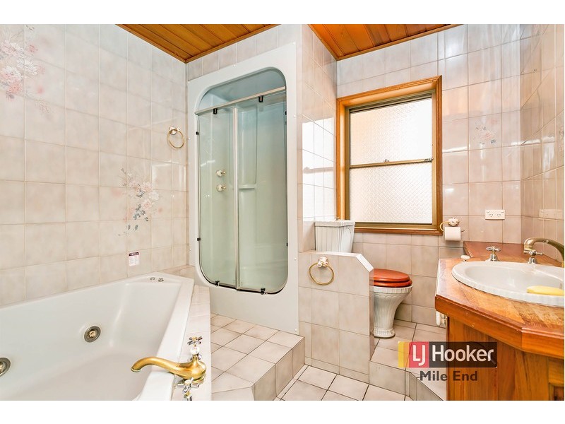 20 Allen Drive, Para Hills SA 5096