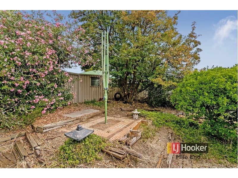 20 Allen Drive, Para Hills SA 5096