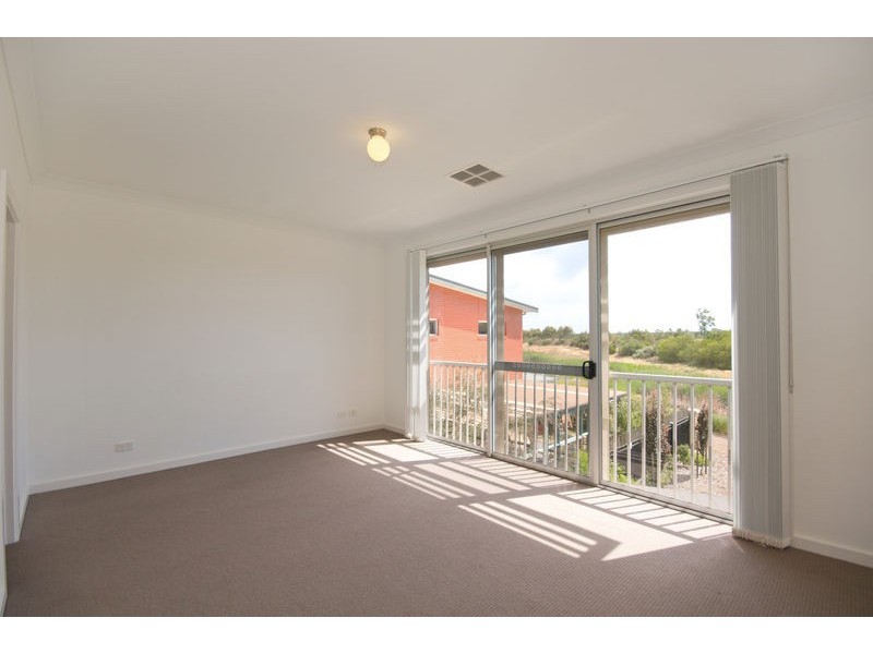 4 Northcote Walk, Mawson Lakes SA 5095