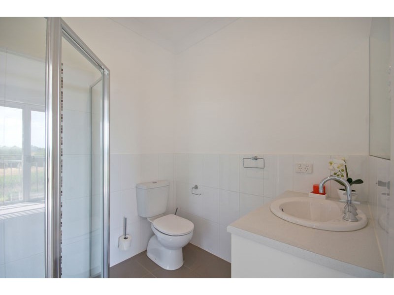 4 Northcote Walk, Mawson Lakes SA 5095