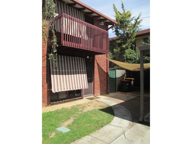 4/8 Kent Road, Keswick SA 5035