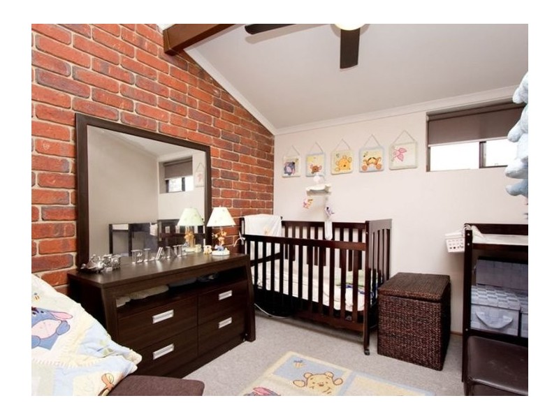 4/8 Kent Road, Keswick SA 5035