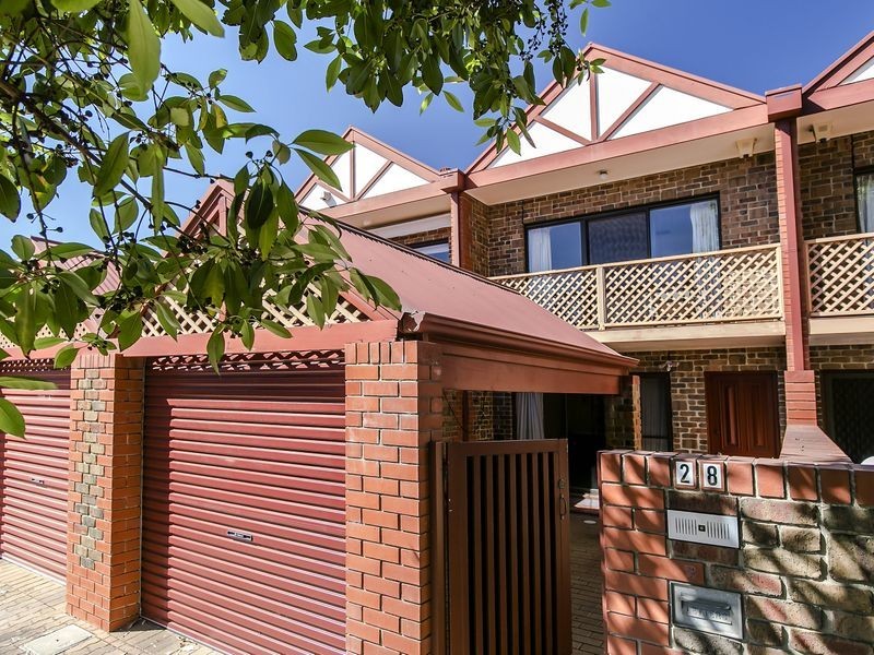 28 Halls Place, Adelaide SA 5000