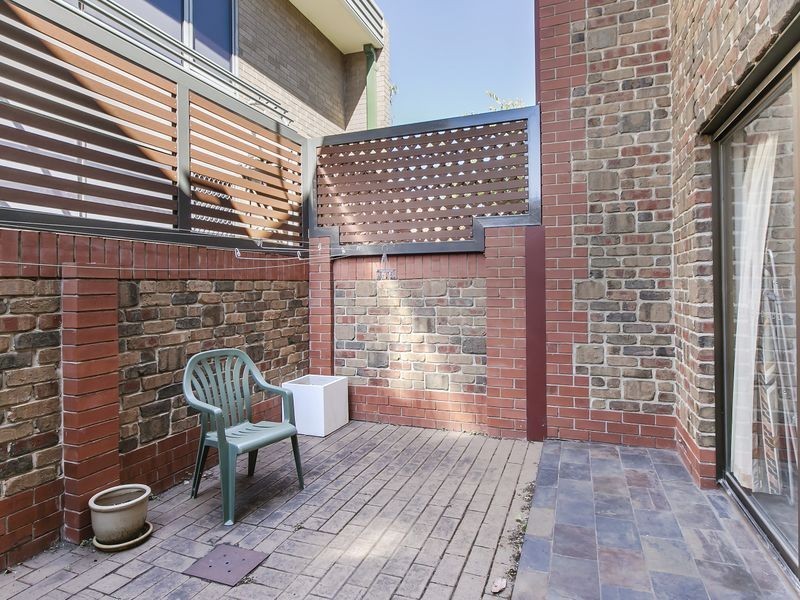 28 Halls Place, Adelaide SA 5000