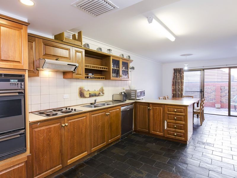 28 Halls Place, Adelaide SA 5000