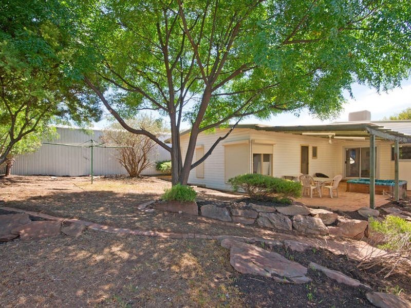 17 Tasman Avenue, Gilles Plains SA 5086