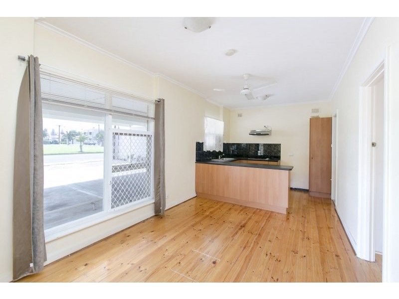 1/8 MacFarlane Street, Glenelg North SA 5045