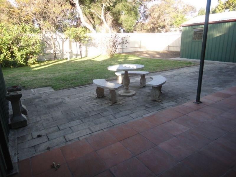 1 Joseph Avenue, Fulham Gardens SA 5024