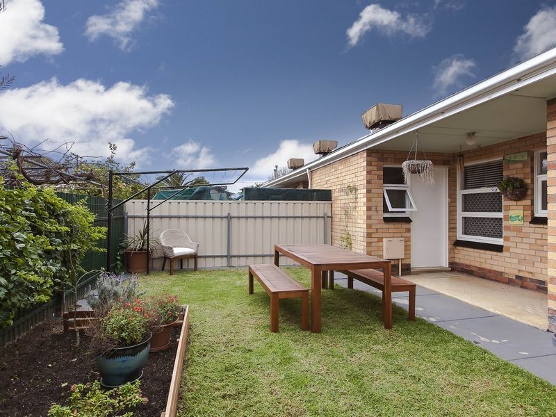 4/2A Lewis Street, Brooklyn Park SA 5032