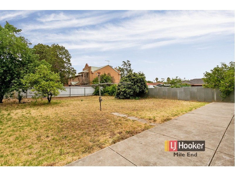 6 View Road, Glandore SA 5037