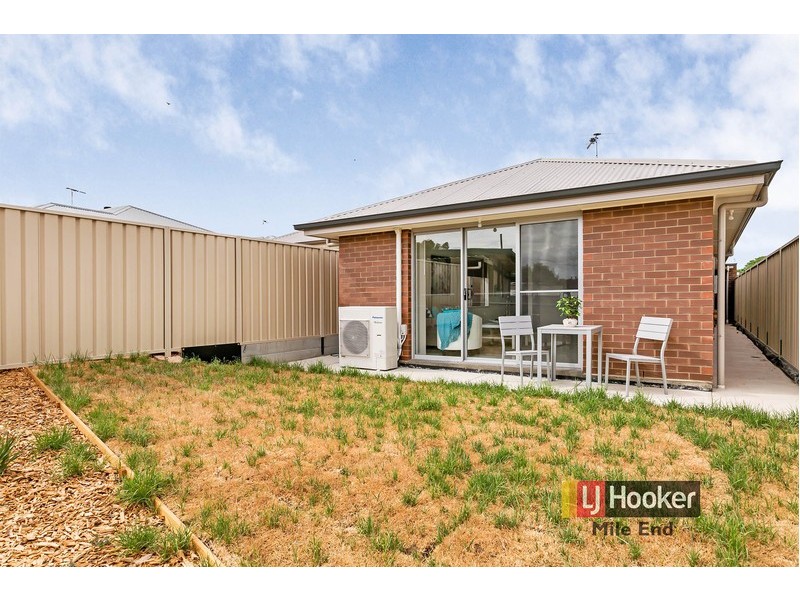 6c Julie Road, Para Hills SA 5096