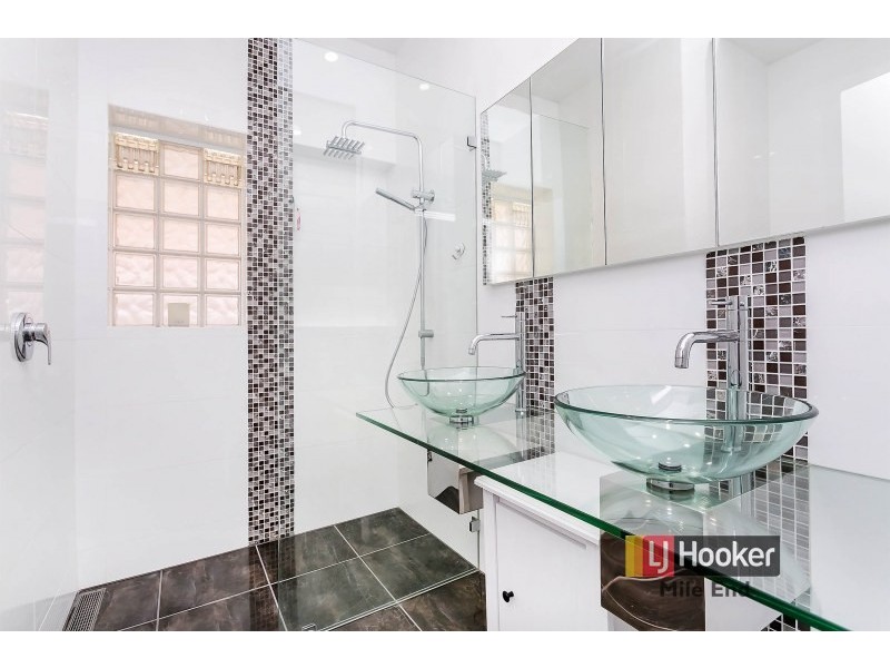 65 Marmora Terrace, North Haven SA 5018