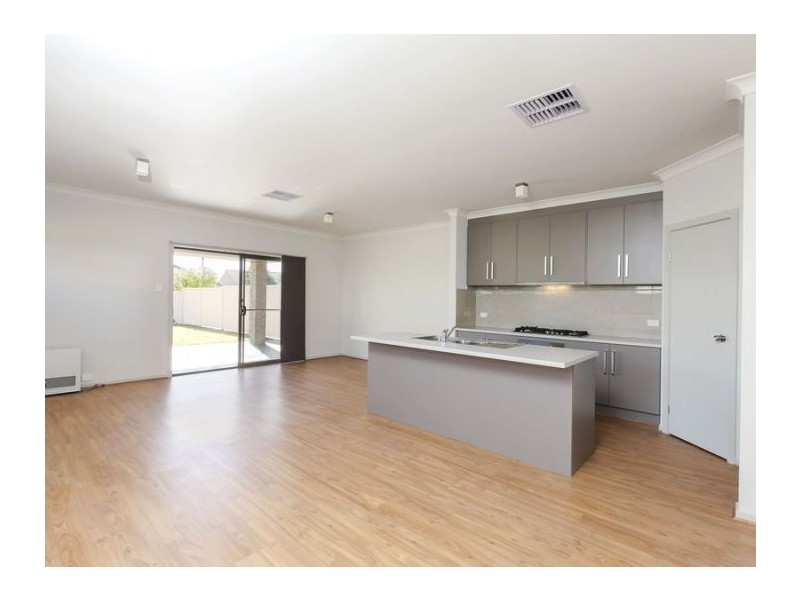 26 Cooke Crescent, Royal Park SA 5014