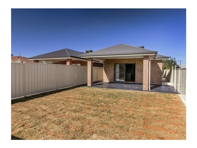 26 Cooke Crescent, Royal Park SA 5014