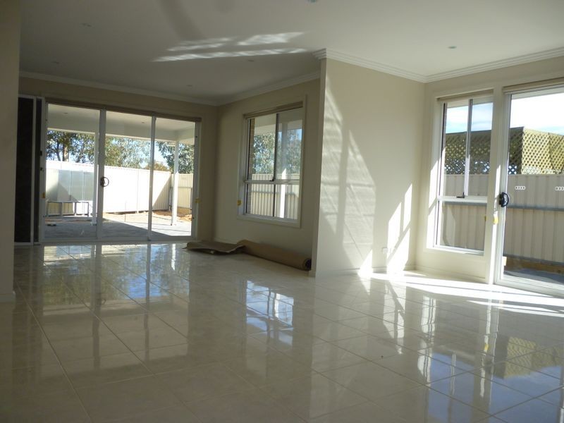 1A Fisher St, Royal Park SA 5014