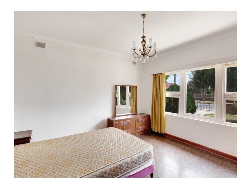 13 John Street, Flinders Park SA 5025