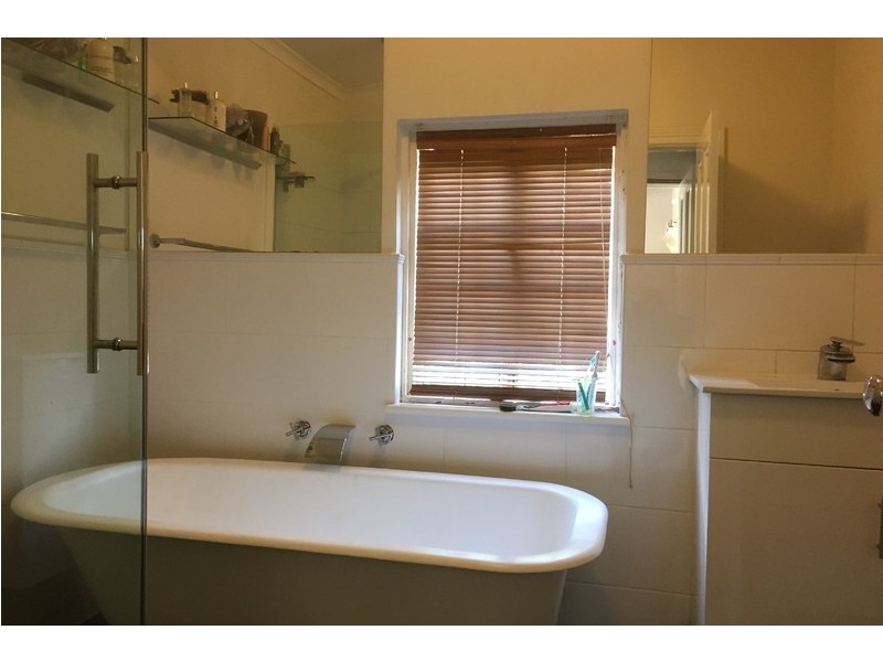 2A Tenth Street, Bowden SA 5007