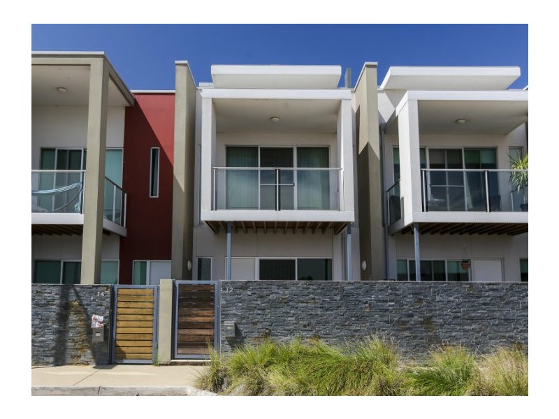 12 Karka Cove, New Port SA 5015