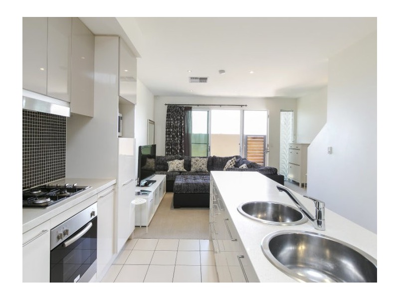 12 Karka Cove, New Port SA 5015