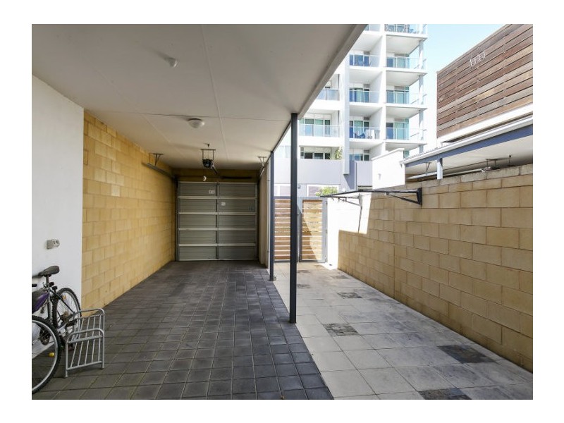 12 Karka Cove, New Port SA 5015