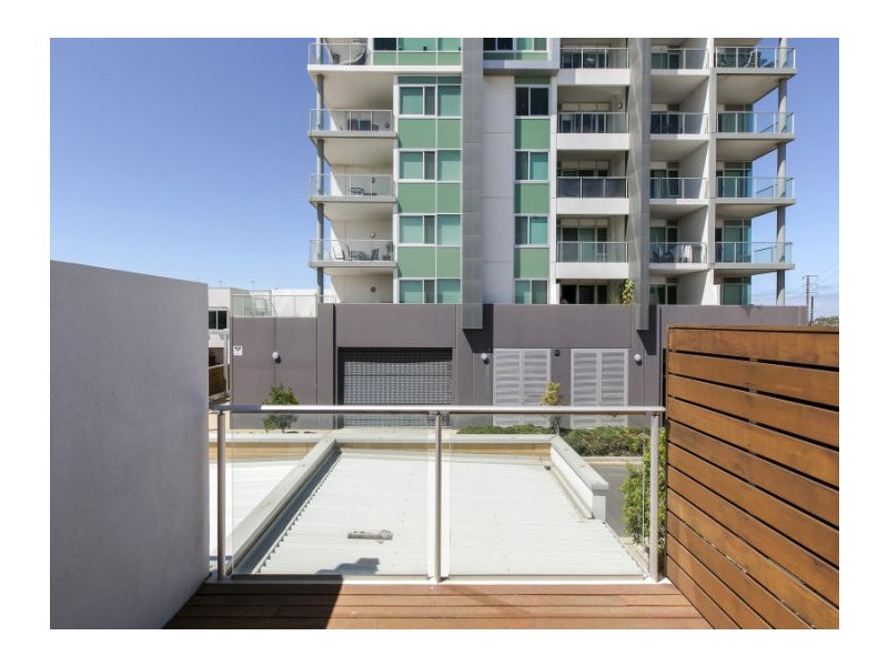12 Karka Cove, New Port SA 5015