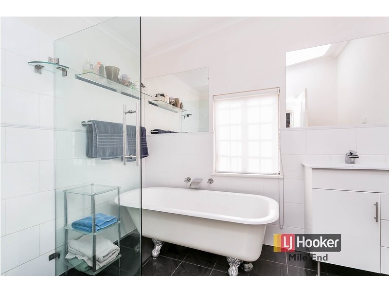 2A Tenth Street, Bowden SA 5007