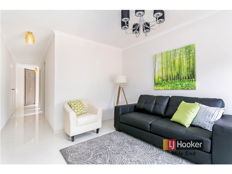 6A. Julie Road, Para Hills SA 5096