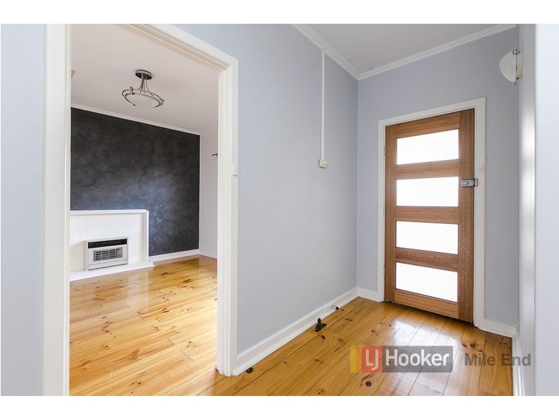 53 Dumfries Avenue, Seaton SA 5023