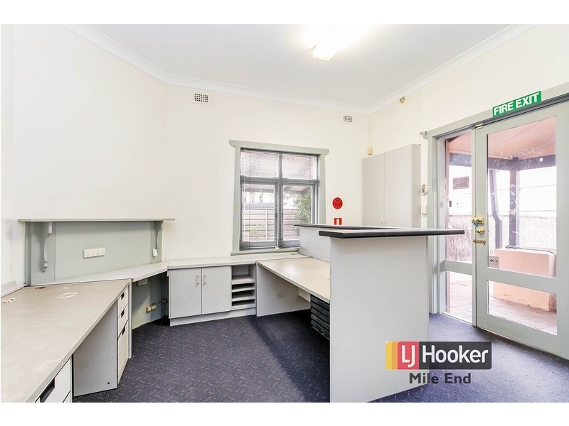 1 Davenport Terrace, Hilton SA 5033