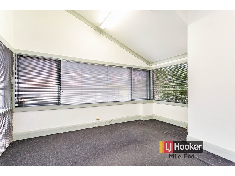 1 Davenport Terrace, Hilton SA 5033