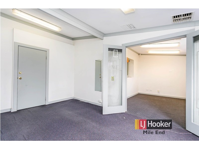 1 Davenport Terrace, Hilton SA 5033