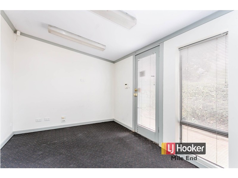 1 Davenport Terrace, Hilton SA 5033