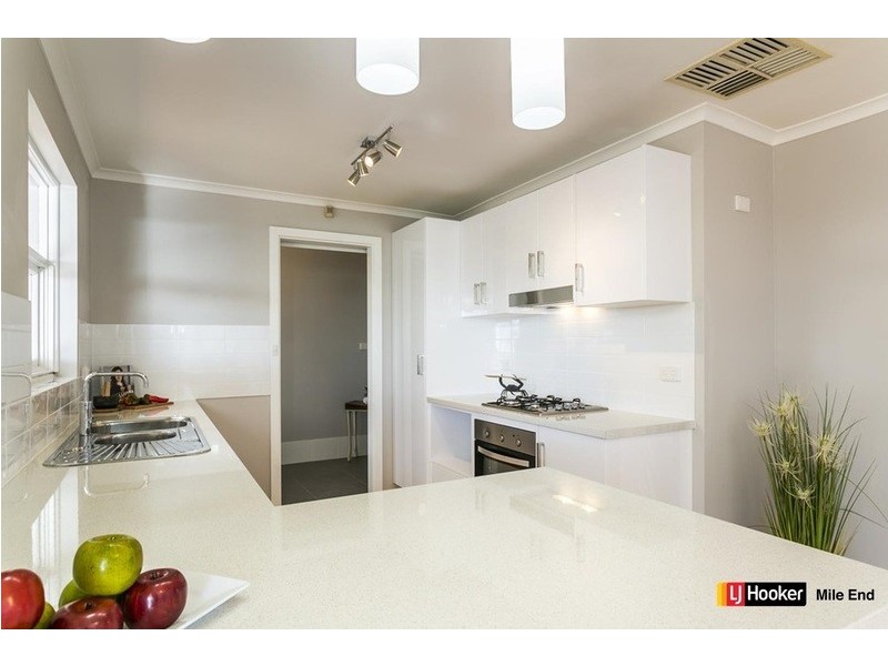 34 Bounty Road, Hallett Cove SA 5158